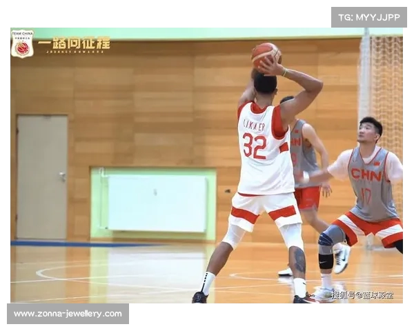 李凯尔砍下22分5篮板力挽狂澜 尽力扛起进攻责任为自我正名 李凯尔砍下22分5篮板力挽狂澜 尽力扛起进攻责任为自我正名